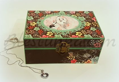 The wooden jewellery box "Colorful"