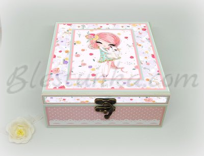 Baby`s Memories Box "The girl with the rabbit"