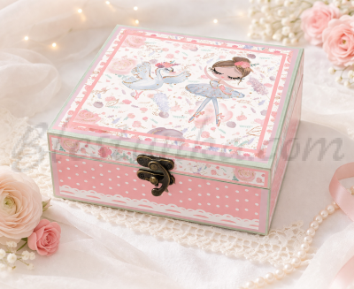 Caja para los tesoros del bebé "La muchacha con las flores"