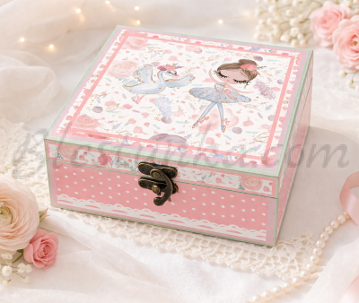 Baby`s Memories Box "The girl with the flowers"