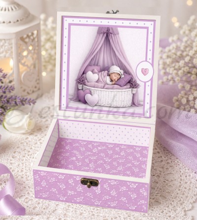 Caja para los tesoros del bebé "Bebé" violeta